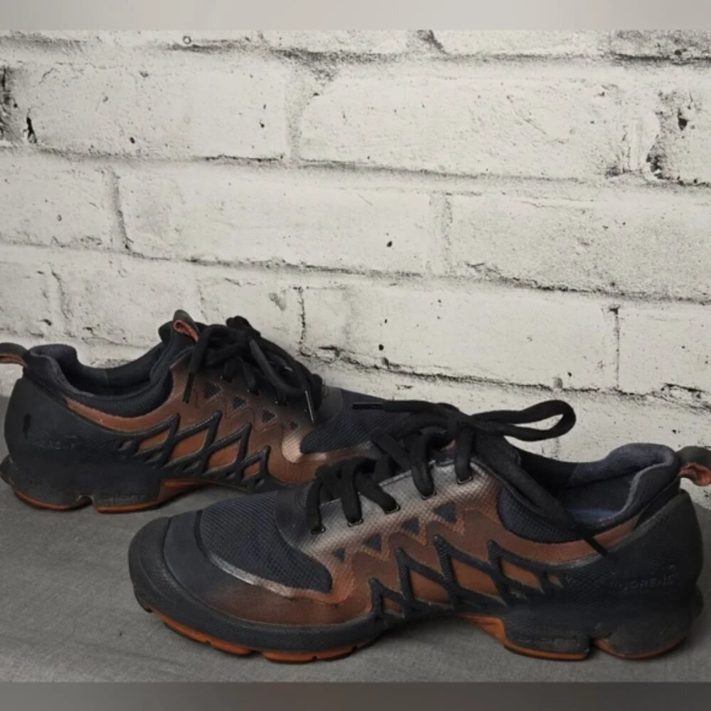Ecco Biom Aex Athletic Shoes 802824-52124 ~ Navy and Orange
